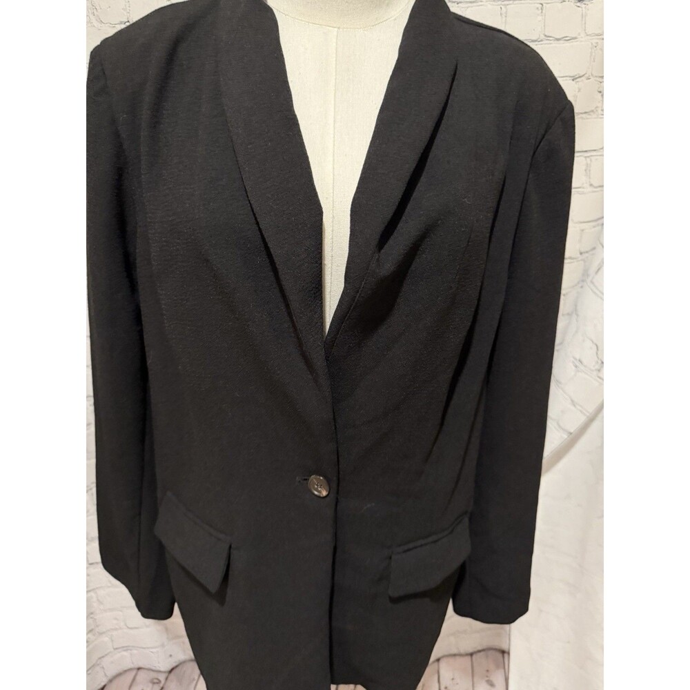 BCBGeneration sleek single-button front closure clean long jacket blazer Large